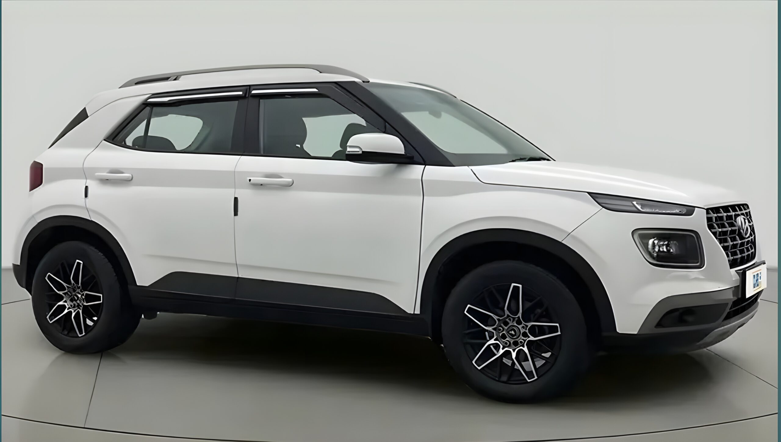 नवरात्रि 2025: 9 रंग, 9 राइड्स