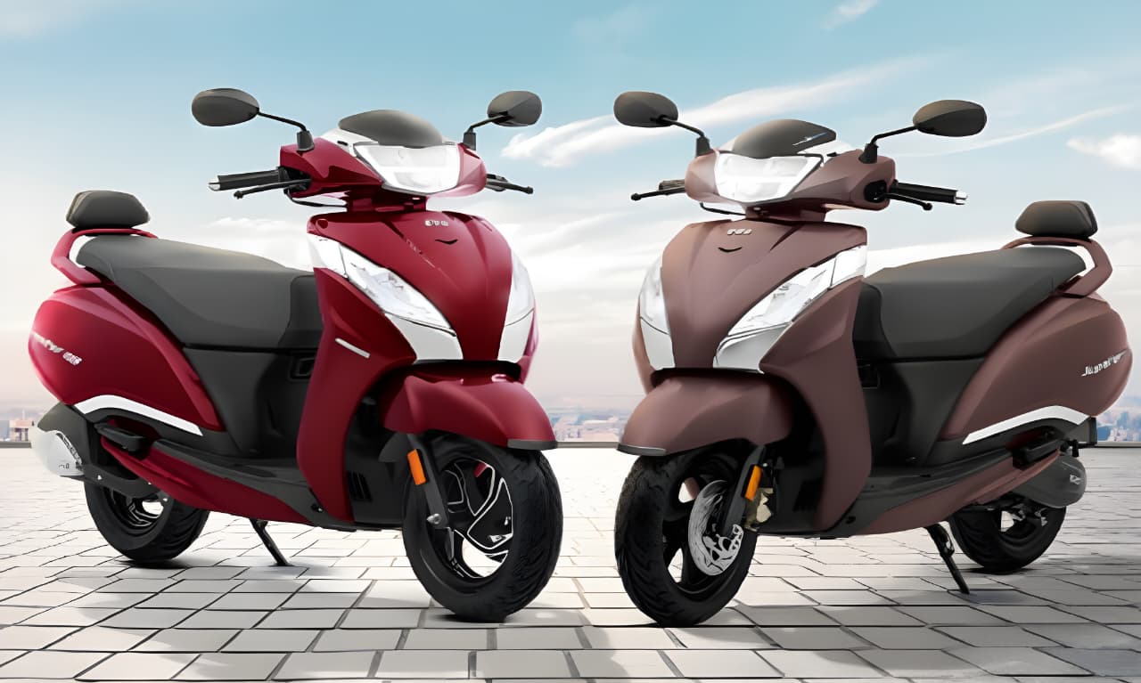 TVS Jupiter Disc SmartXonnect के साथ पाएं स्मार्ट कनेक्टिविटी, बेहतर सुरक्षा और स्टाइलिश डिज़ाइन। दमदार प्रदर्शन और आरामदायक सफर का अनुभव करें।