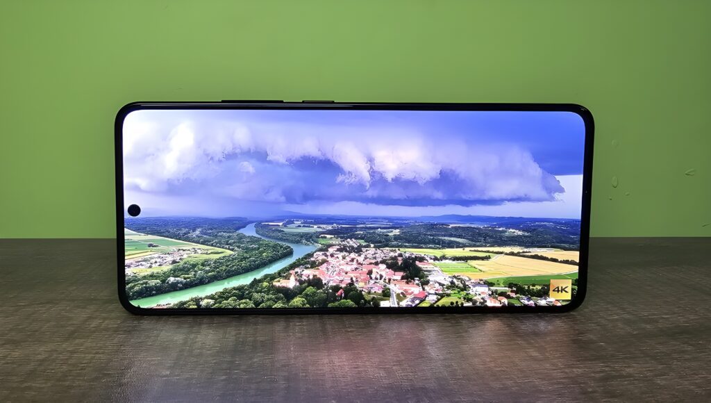 गेमिंग स्मार्टफोन 2025: कौन सा विकल्प देगा बेहतर FPS और बैटरी लाइफ?