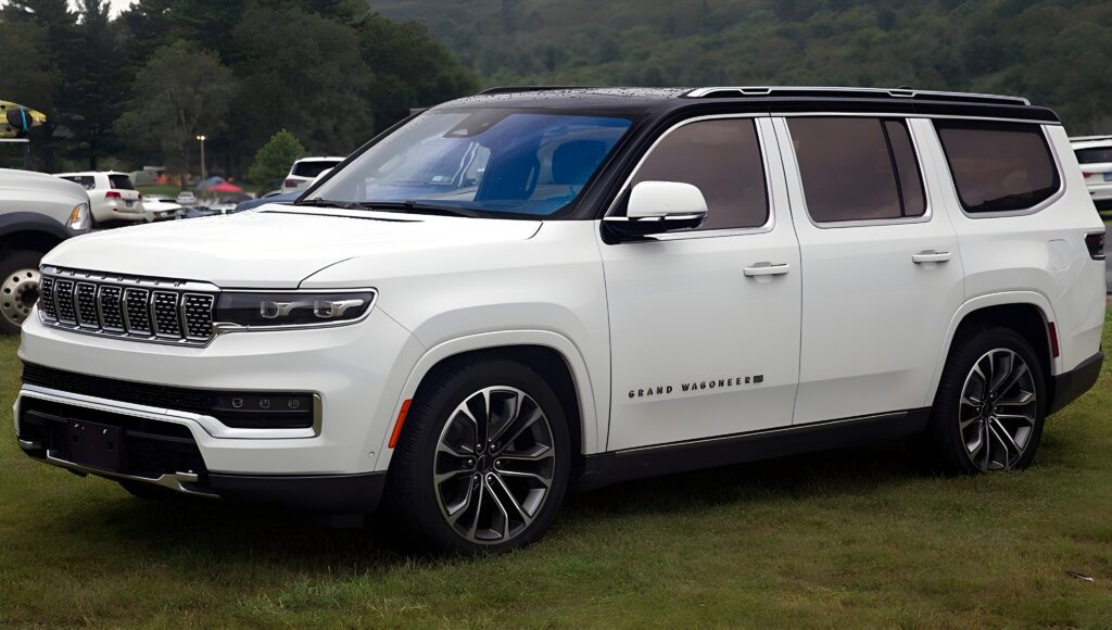 Jeep Grand Wagoneer: 2026 की सबसे लक्ज़री, शक्ति और सुरक्षा का बेहतरीन संगम!
