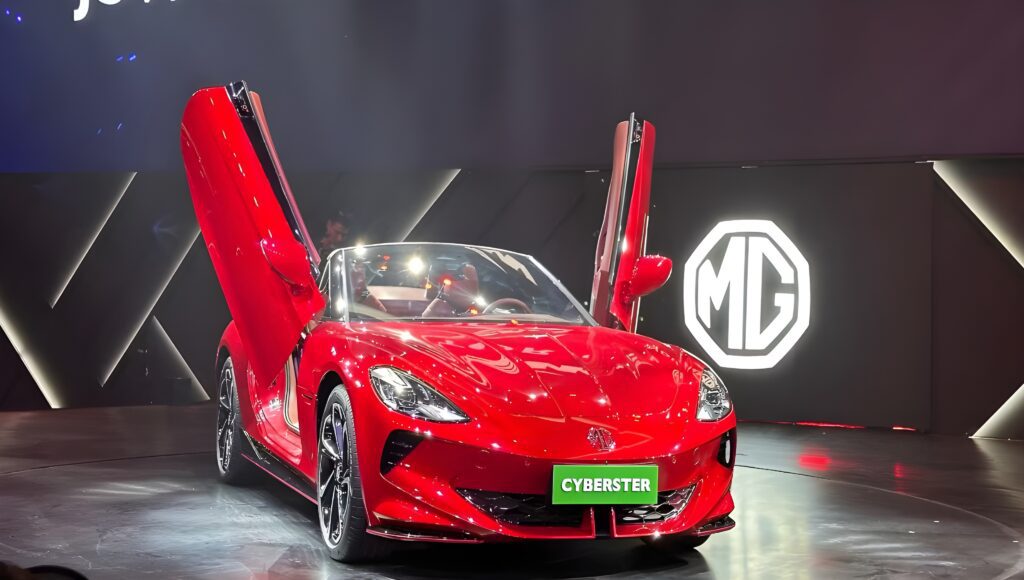 MG Cyberster: भारत की पहली इलेक्ट्रिक सुपरकार, जो आपके सपनों को हकीकत बनाएगी