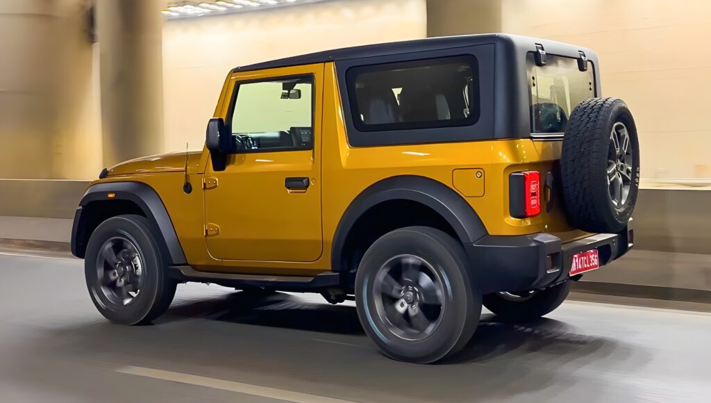 Mahindra Thar के 5 दमदार वेरिएंट्स: कौन सा वेरिएंट है आपके एडवेंचर का परफेक्ट साथी?