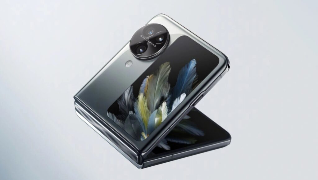 iPhone vs Foldable Phone: जानें कौन देगा आपको बेस्ट एक्सपीरियंस