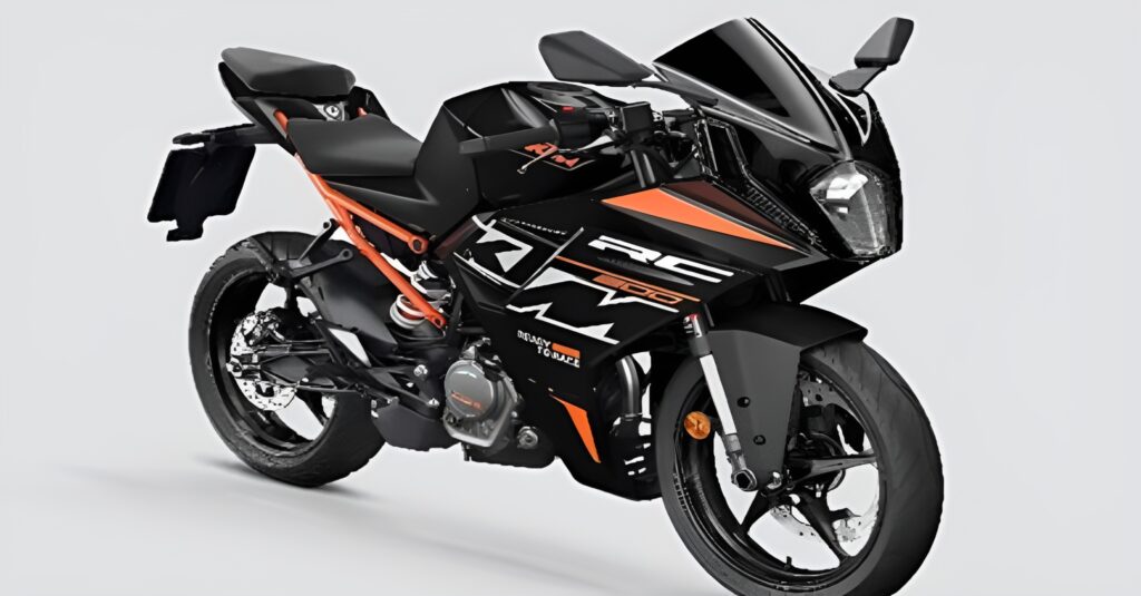KTM RC 390 vs RC 160: 2026