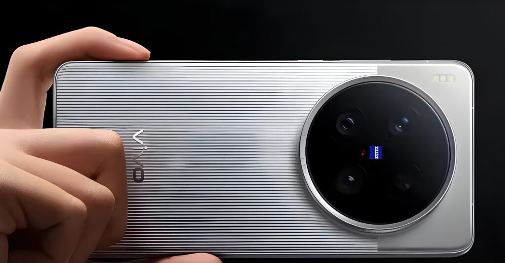 Vivo X300 सीरीज़ का धमाका: X300, Pro, Ultra और S50 Pro Mini में कौन-सा फोन आपके लिए है?